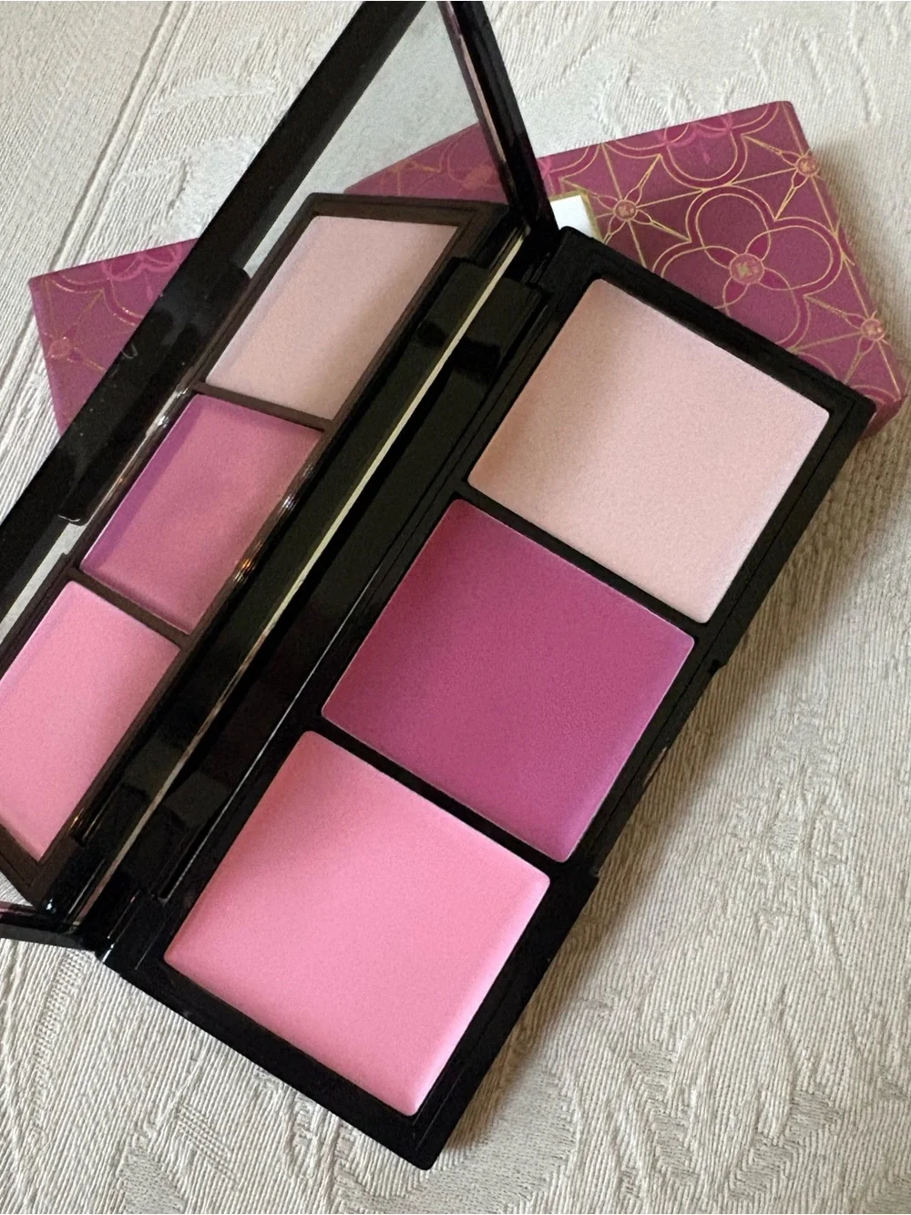 Laura Geller Multiuse Cream Blush, Eye & Highlighter Palette You Look Mauvelous